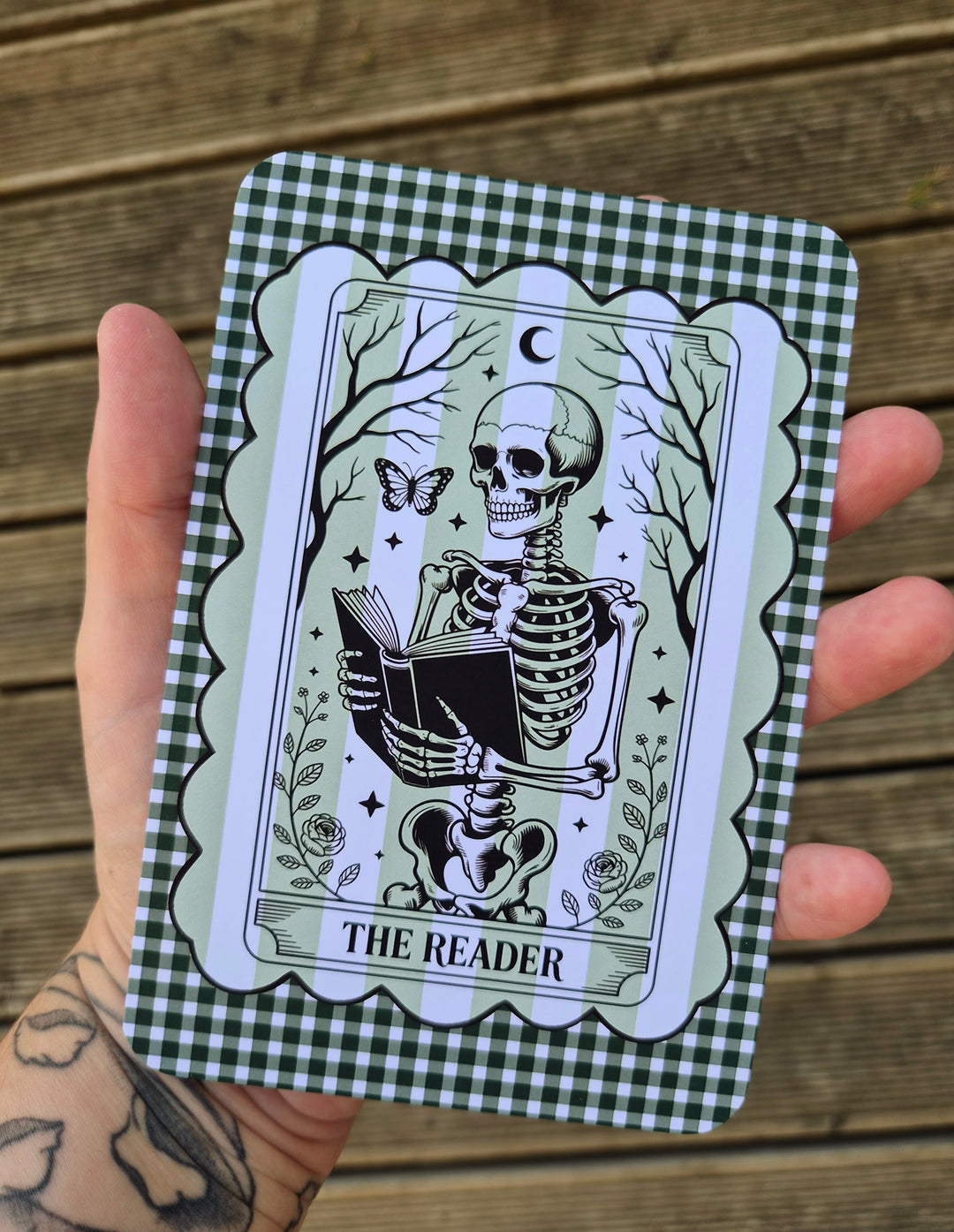 The Reader Kindle Insert – Skeleton Book Lover Kindle Case Insert – Gothic Bookish Gift – Dark Academia Kindle Accessory – Spooky Reader Gift