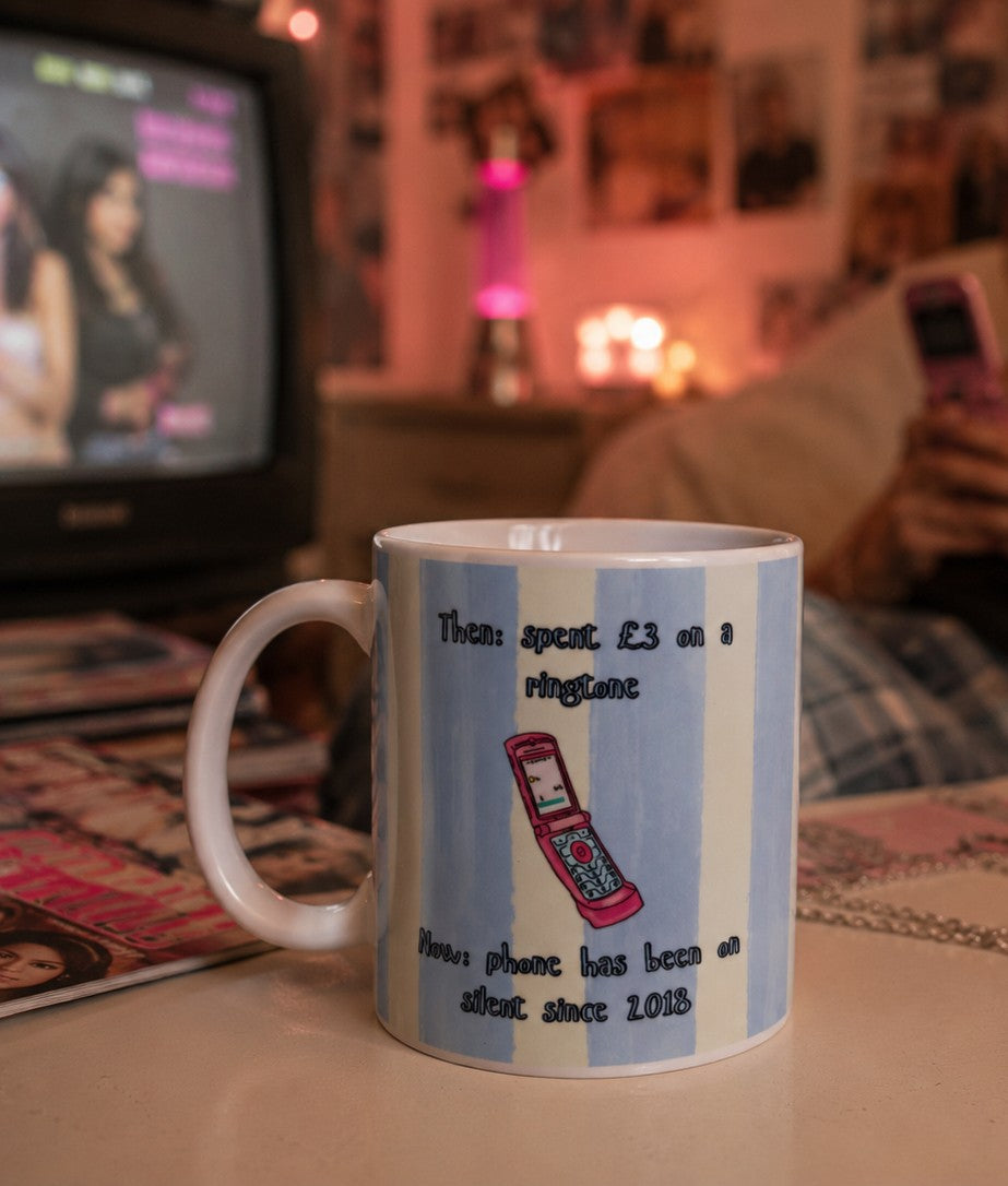 Y2K Ringtone Mug – Funny Millennial Gift – Motorola Razr Mug – 90s & 00s Nostalgia – Introvert Coffee Mug